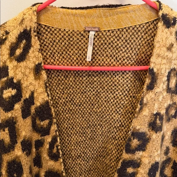 Free People State Side Cardi in Yellow Leopard Combo NWOT - Picture 8 of 8